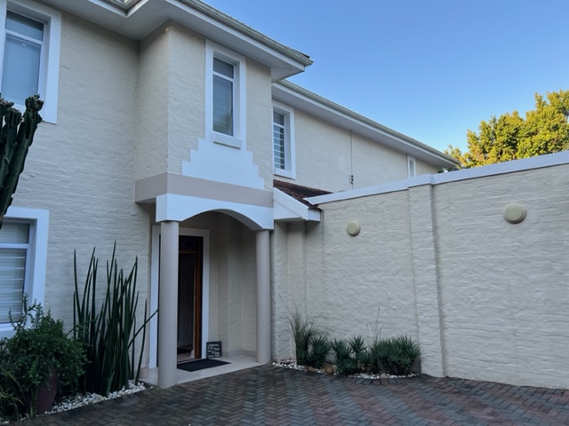 4 Bedroom Property for Sale in Nahoon Eastern Cape